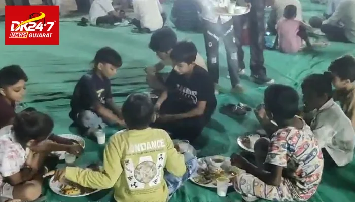 પુરુષોત્તમ માસે ભોજન પ્રસાદનું આયોજન